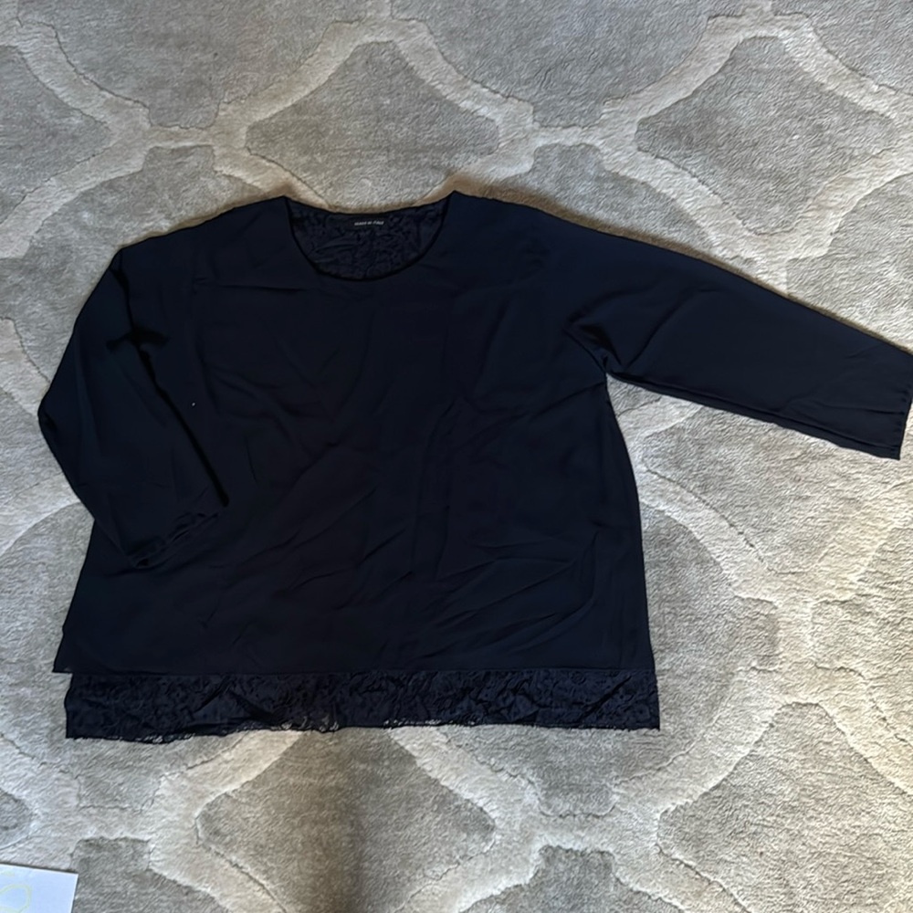 Women’s blouse